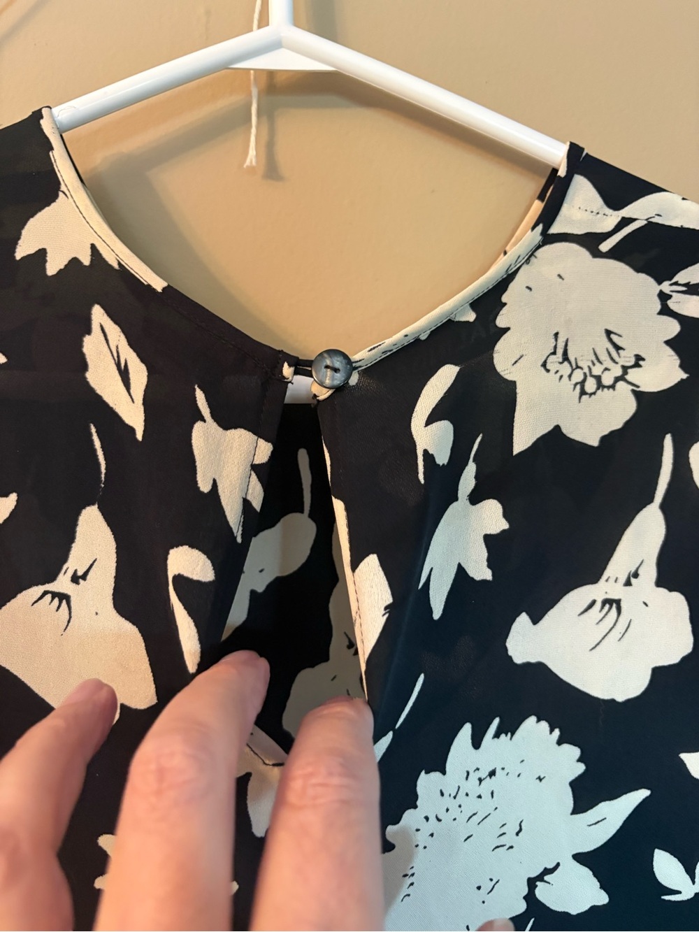 Galinda 100% Pure Silk Vintage Dress - Picture 8 of 9